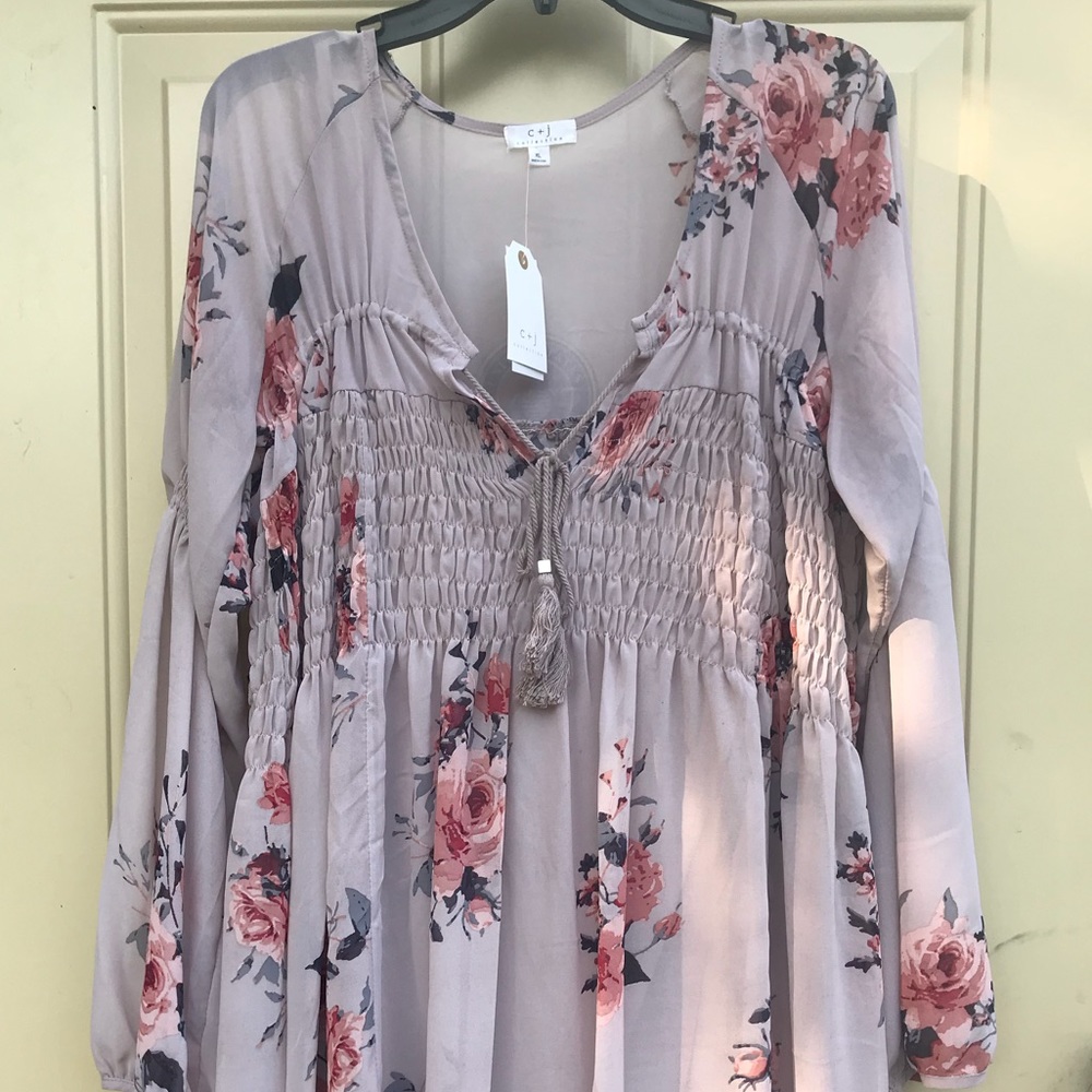 Long sleeve tunic or short dress w/ slip under